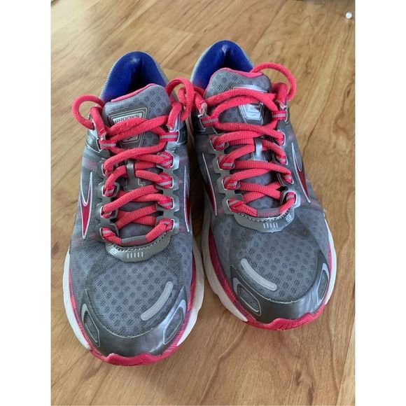 Brooks Shoes - Brooks transcend gray women’s sneakers size 6.5